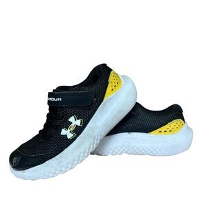 🌼 5/$20 Under Armour Boys Black Yellow Sneakers Size 12K Lightweight Running